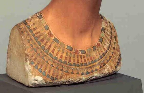 Nefertiti Sculpture - Necklace Detail