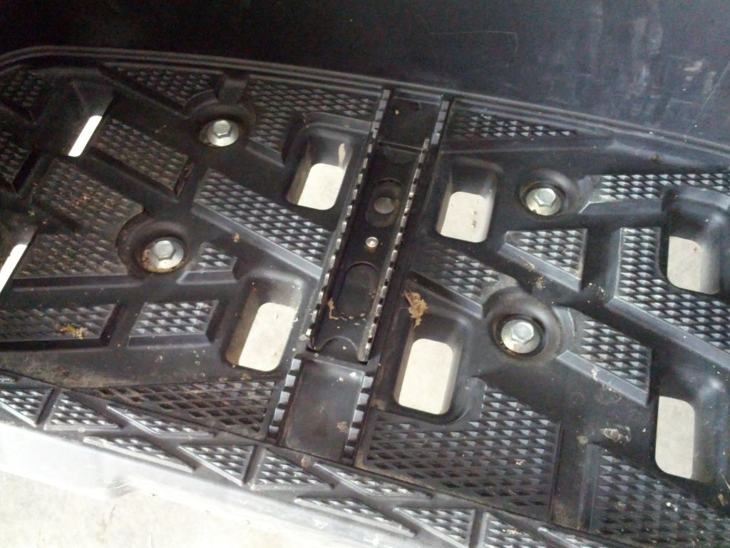 Does anyone have Yamaha Oversized Foot Pegs on a 2012? Yamaha Grizzly ATV Forum