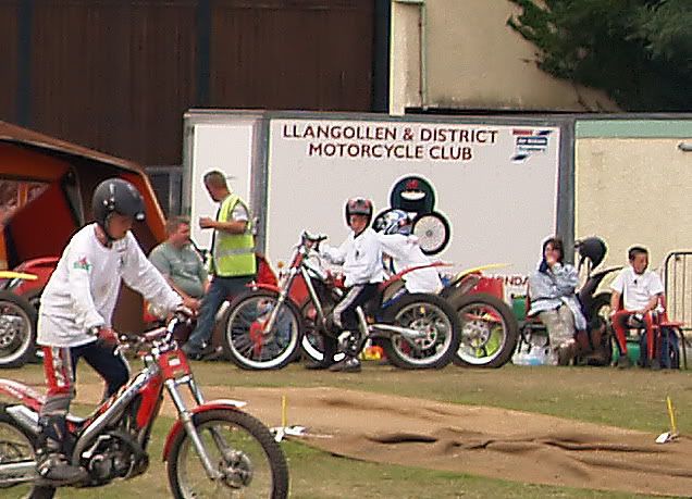 LlanBikeShow2009026.jpg