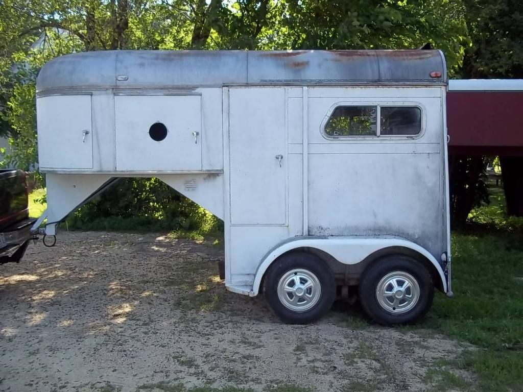 I'm not sure this is SUPPOSED to be a bumper pull trailer... - Equine