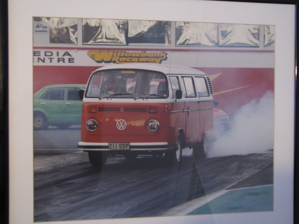 http://i169.photobucket.com/albums/u217/Silvabullit/Kombi%20rebuild/dfdeac96.jpg