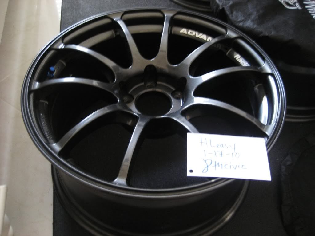 FS Advan RZ 18x9 35 Gunmetal