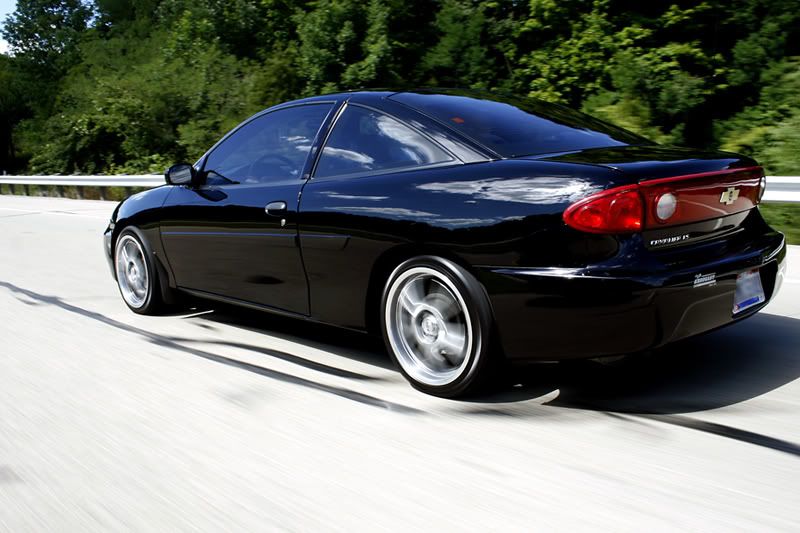 IMAGE: http://i169.photobucket.com/albums/u236/REIGNftSOLDIER/Canon_Forum/chris_rolling_001_800px.jpg