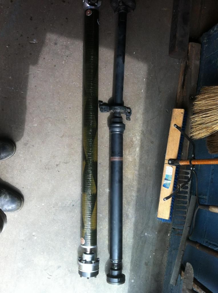 Carbon Fiber DSS Driveshaft installed
